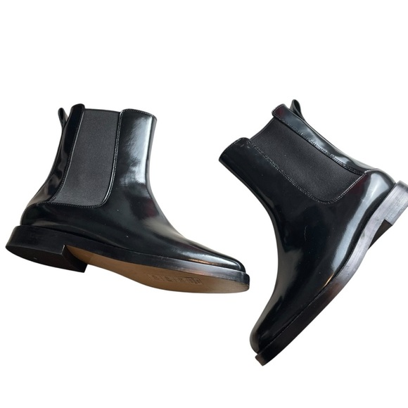 Everlane Shoes - Everlane The Boss Chelsea Boots Black Leather Ankle Booties Size 8.5